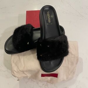 Valentino Garavani Black Fur Slippers